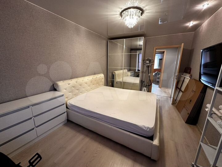 3-к. квартира, 65 м², 9/9 эт.