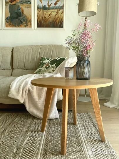 Круглый кофейный столик