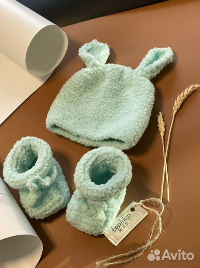 Пинетки и шапочка