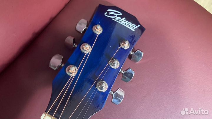 Гитара новая с коробкой