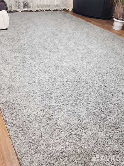 Ковер 3 на 4 в хорошем состоянии