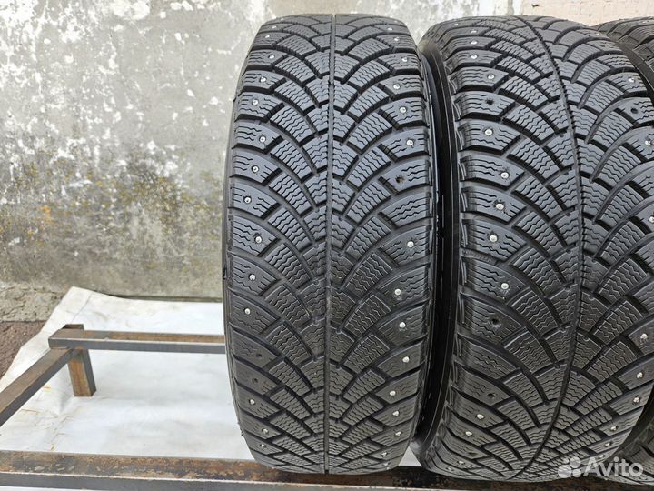 Bfgoodrich G-Force Stud 195/65 R15 95Q