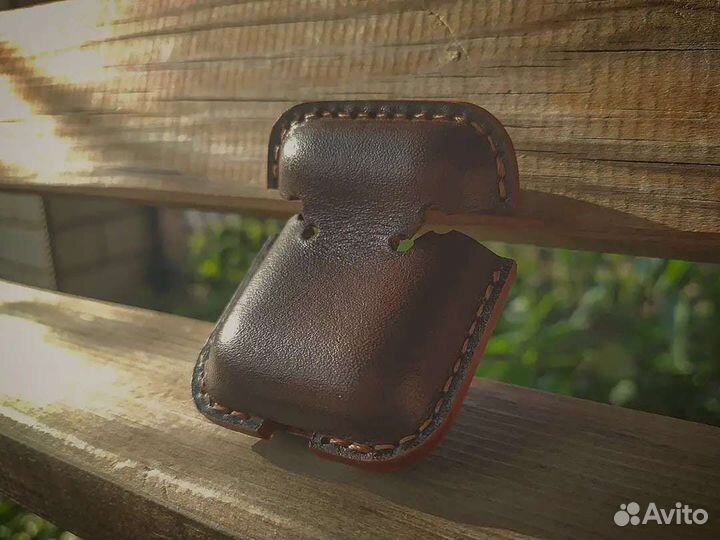 Кейсы из натуральной кожи