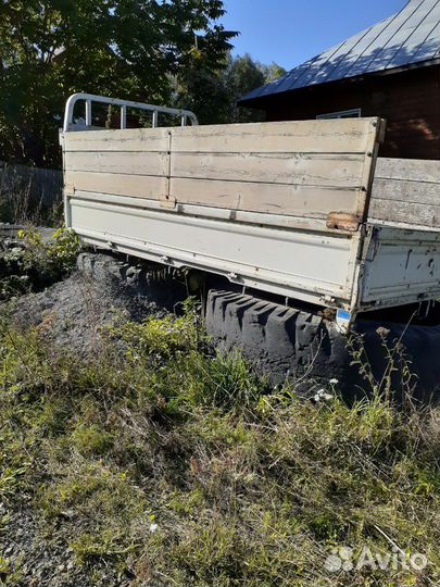 Кузов ниссан Атлас