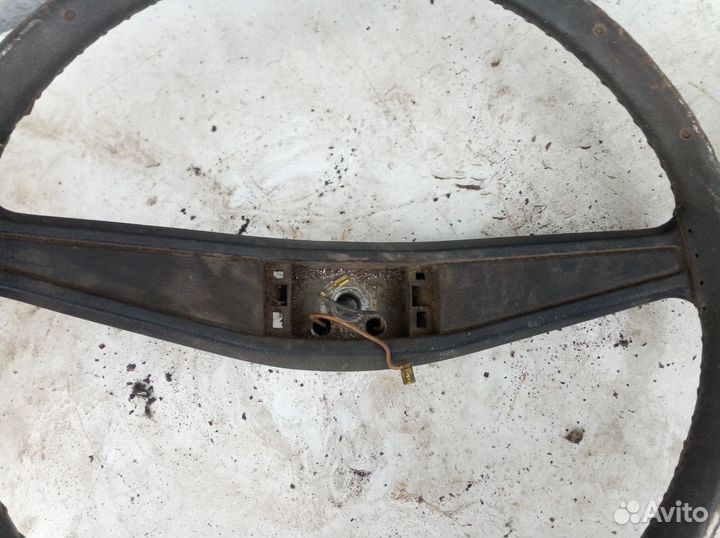 Руль Volkswagen transporter caravelle T3 T 3