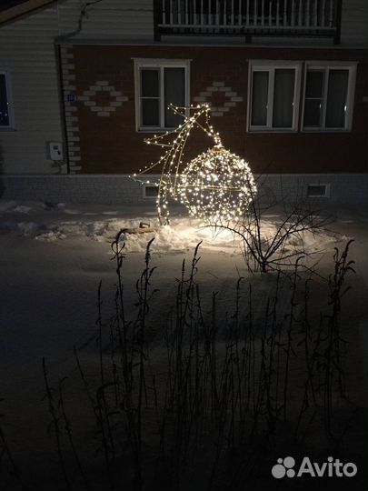 Елка новогодняя ручной работы с гирляндой