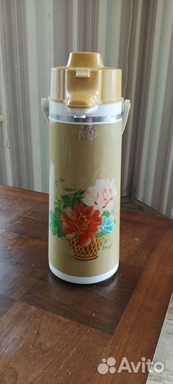 Термос СССР с помпой