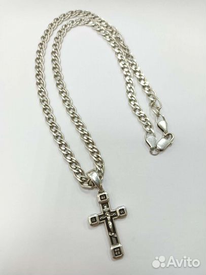 Серебряная цепь с крестом
