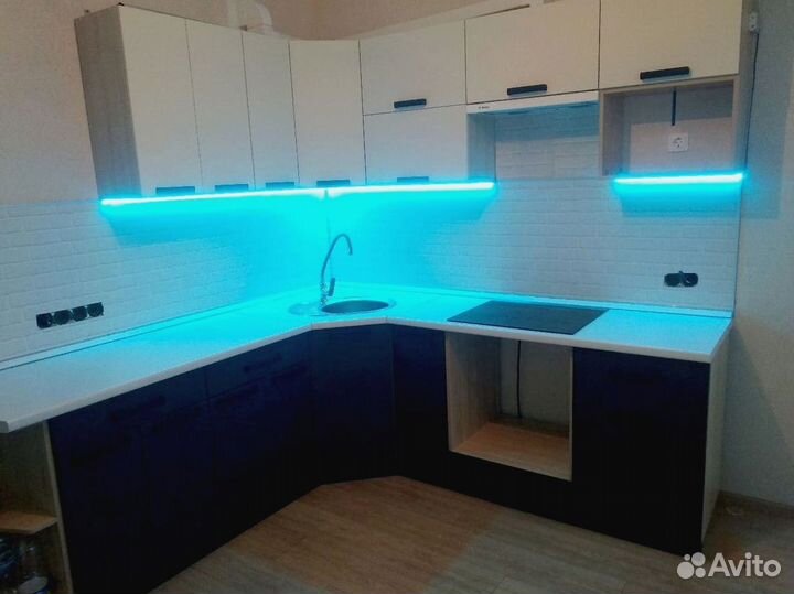 Кухня новая