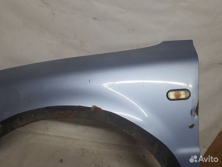 Крыло переднее левое Volkswagen Passat B5 седан