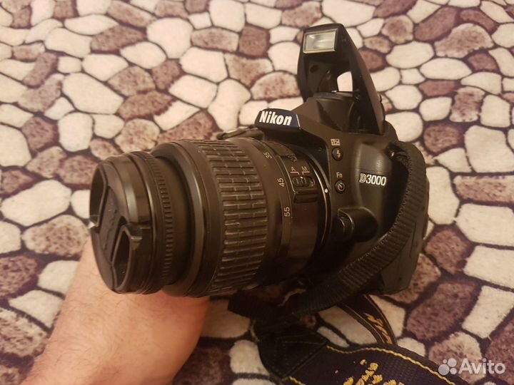 Зеркальный фотоаппарат Nikon D3000