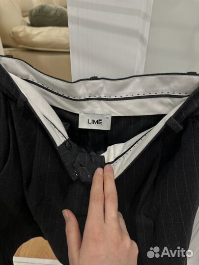 Шорты бермуды lime