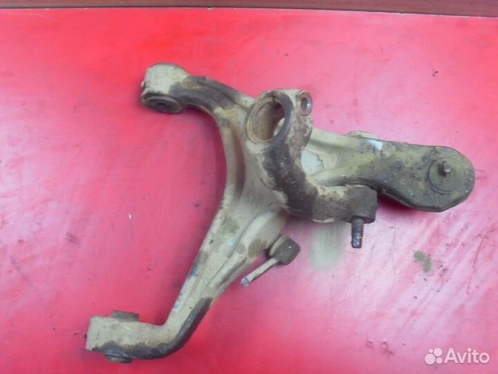 Рычаг передний нижний 25862781 Cadillac SRX