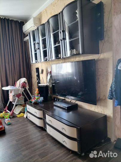 Стенка в гостиную бу