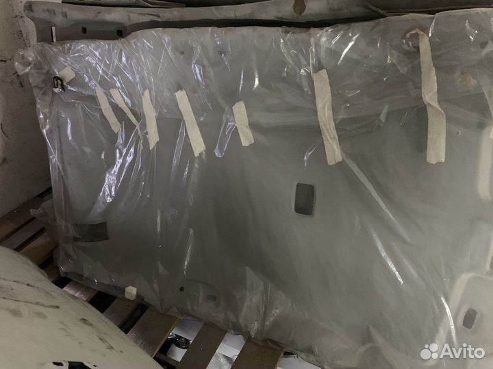 Обшивка потолка Kia Venga новая