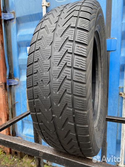 Vredestein Wintrac 4 Xtreme 235/65 R17