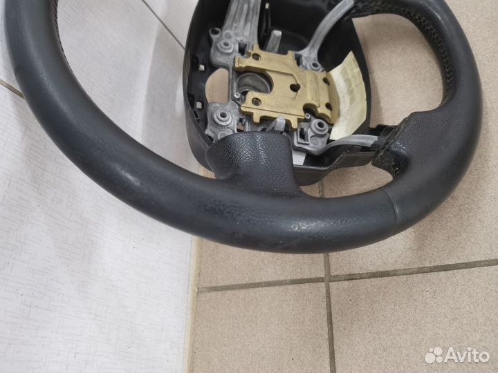 Колесо рулевое кожа Land Rover Discovery 3 L319