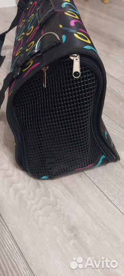 Переноска для кошек и собак