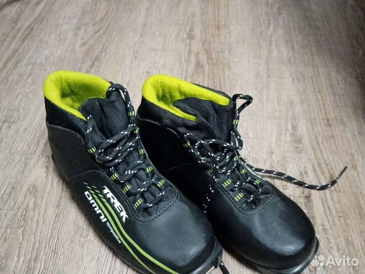 Лыжные ботинки детские