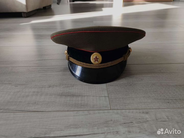 Новая фуражка офицерская 1986 год