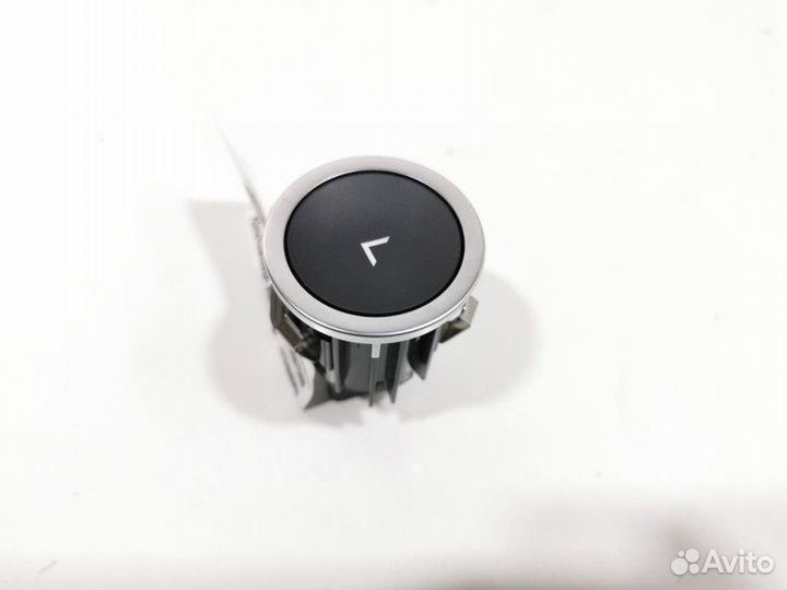 Ручка (кнопка) бардачка Land Rover Range Rover