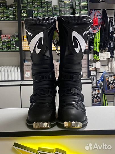 Кроссовые мотоботинки Forma Terrain TX