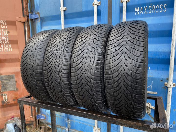 Nokian Tyres WR SUV 4 235/55 R19