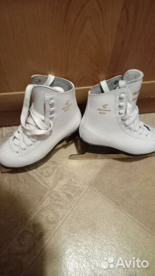 Коньки фигурные детские 31 размер