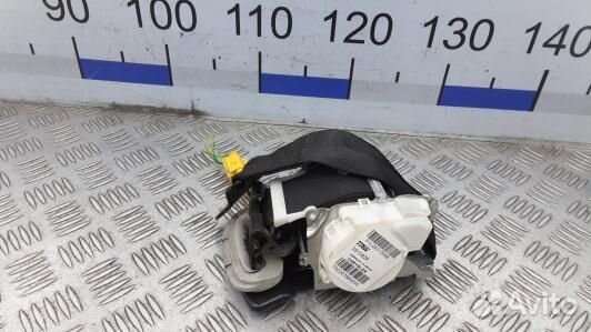 Ремень безопасности с пиропатроном сиденья передне