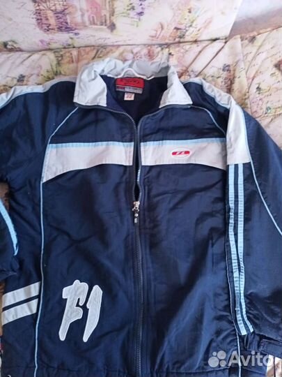 Куртки на мальчиков 3шт