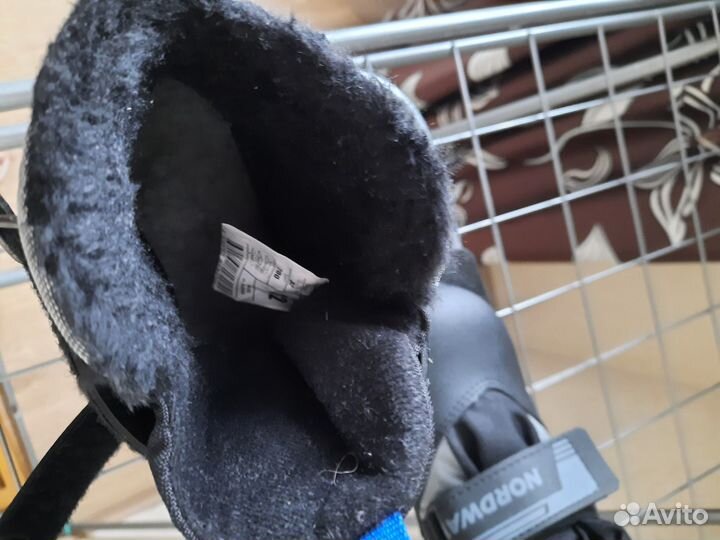 Лыжные ботинки р32