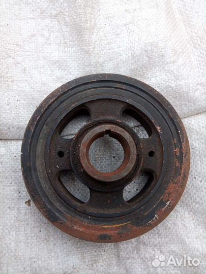 Toyota Land Cruiser Prado шкив коленвала