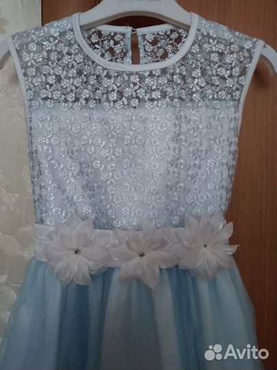 Нарядное платье