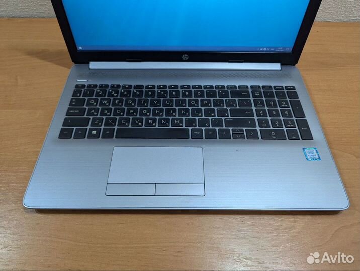 Ноутбук HP 250 g7 i5-8265u/8Gb/SSD M2 512Gb