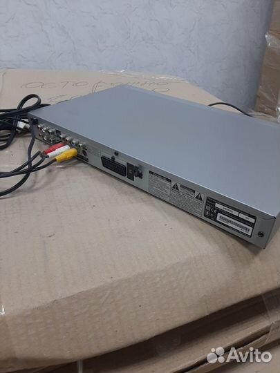 DVD-плеер Samsung-P650K