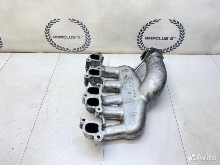 Впускной коллектор Volkswagen Transporter T5