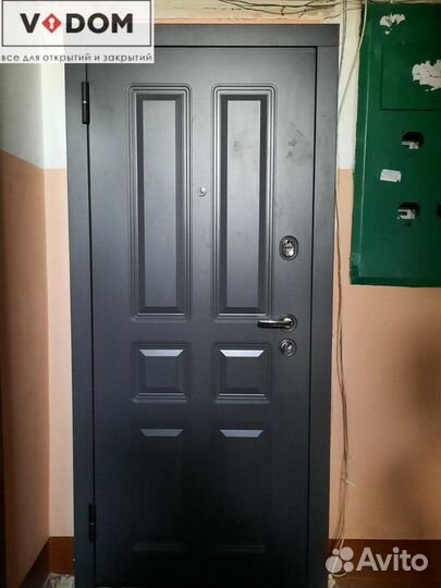 Железная дверь