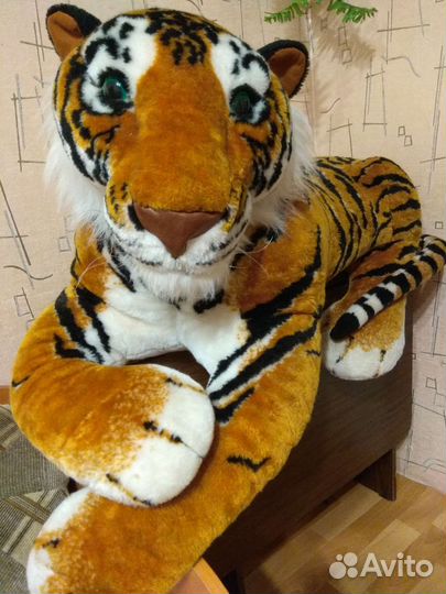 Тигр большой мягкая игрушка