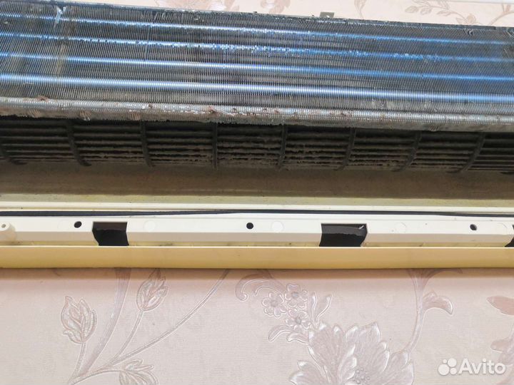 Обслуживание, чистка и ремонт сплит-систем