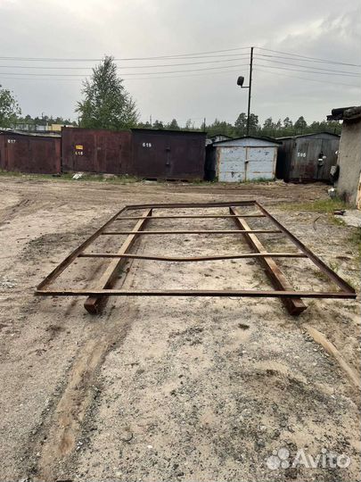 Сани от гаража