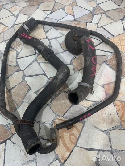 Патрубок системы охлаждения Ford Focus седан 1.6