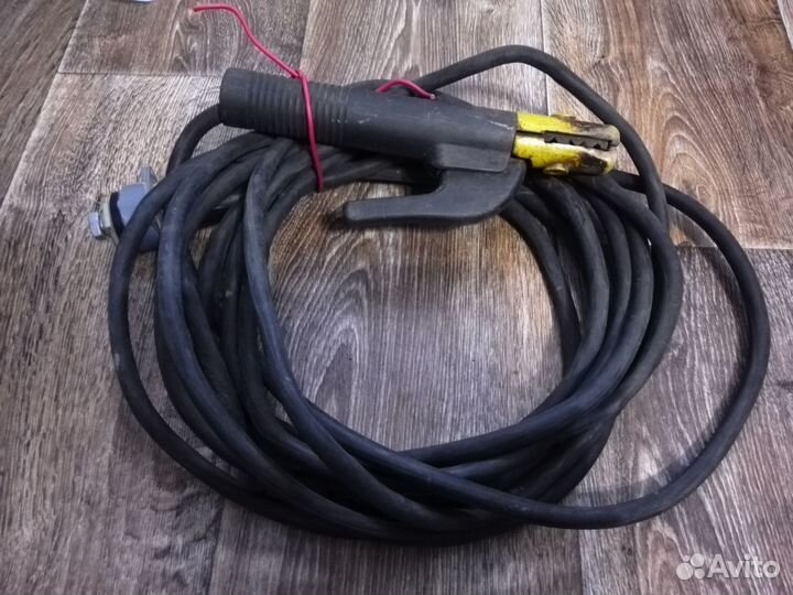 Кабель с держателями для сварочного аппарата