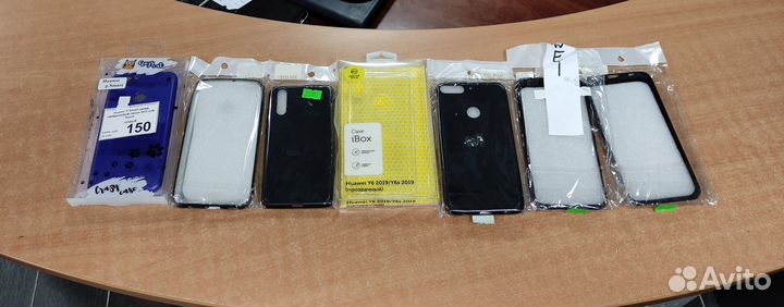 Чехлы для телефонов Huawei