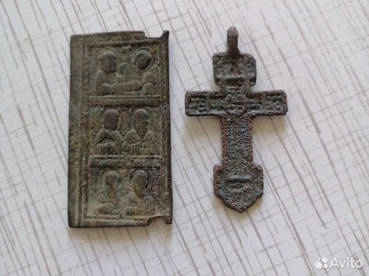 Крест и иконка