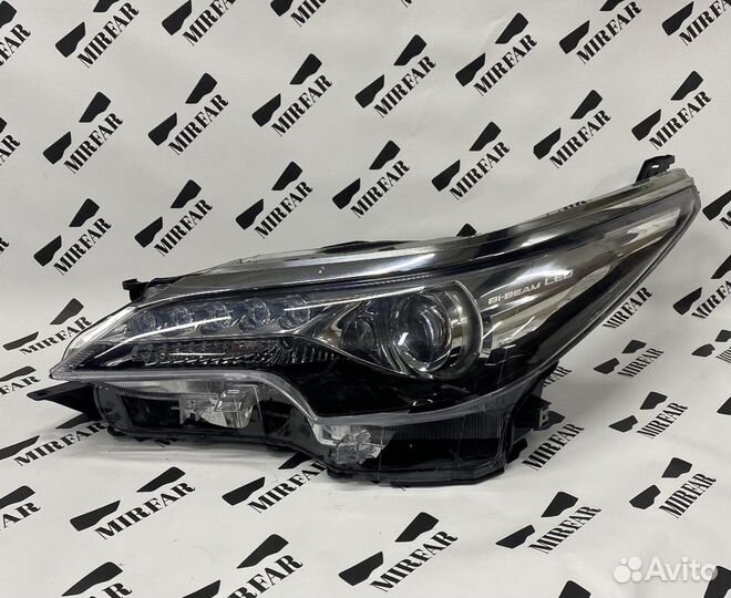 Фара левая Toyota Fortuner 2 2015-2020 Bi-beam Led