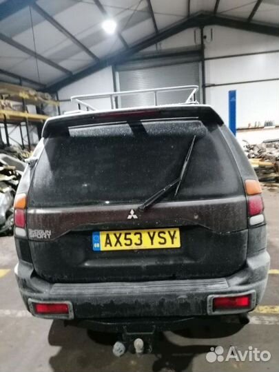 Кнопка обогрева заднего стекла Mitsubishi Pajero