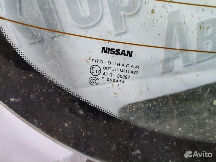 Стекло заднее Nissan Almera G15