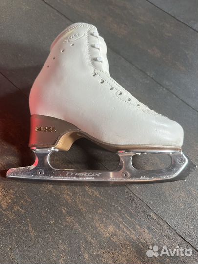 Edea chorus 230 с лезвиями Matrix supreme 8 1/2