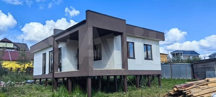 Дом 107 м² на участке 7,1 сот.