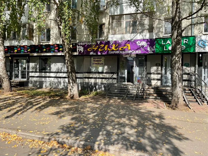 Магазин Услуги Офис на Дворце Спорта, 32.2 м²